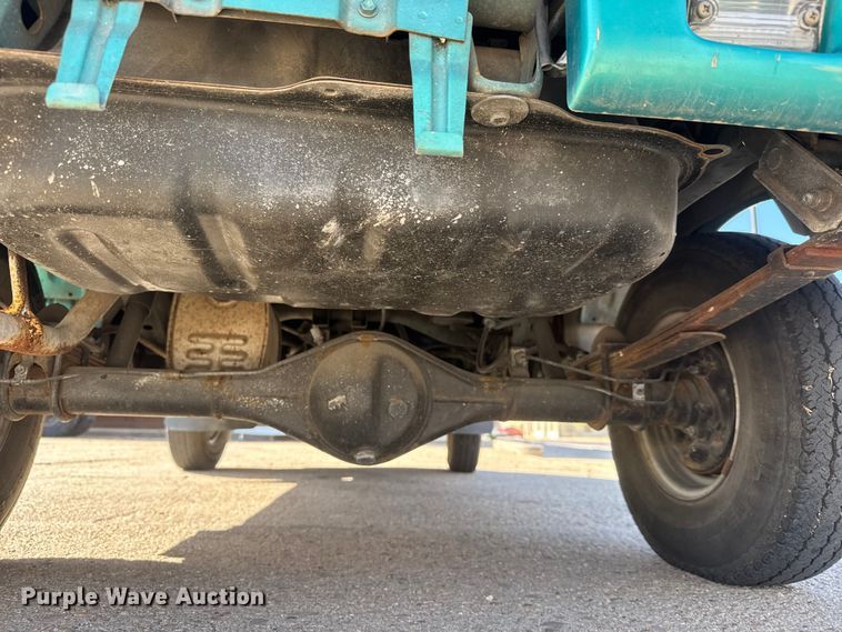 image for item ET1893 1996 Daihatsu V-K100P- DKGS mini truck