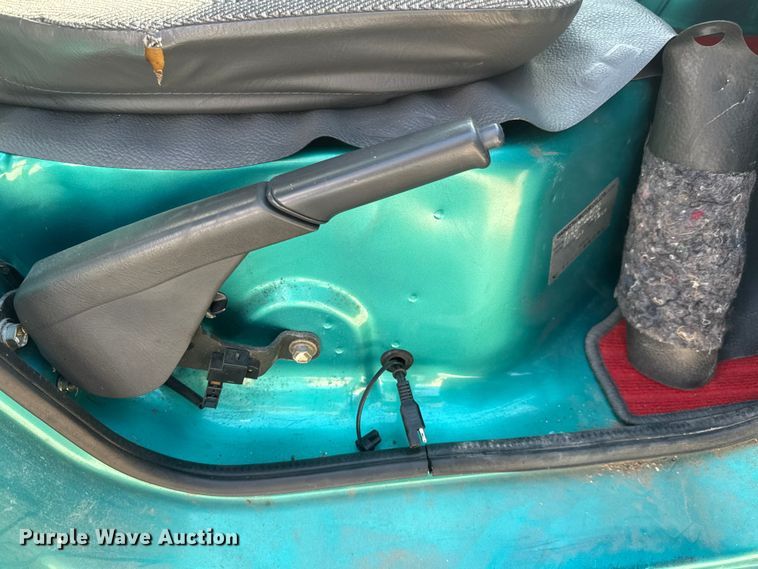 image for item ET1893 1996 Daihatsu V-K100P- DKGS mini truck