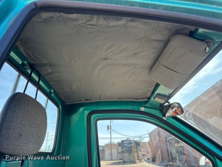 image for item ET1893 1996 Daihatsu V-K100P- DKGS mini truck