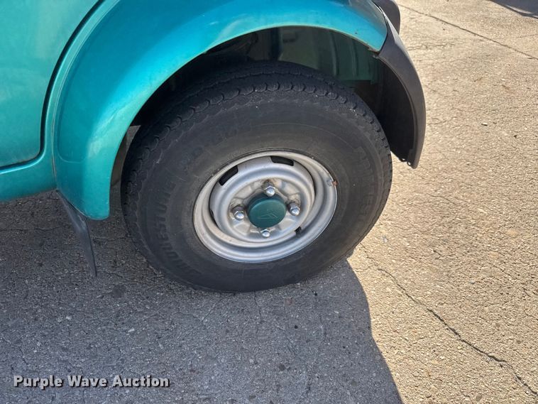 image for item ET1893 1996 Daihatsu V-K100P- DKGS mini truck