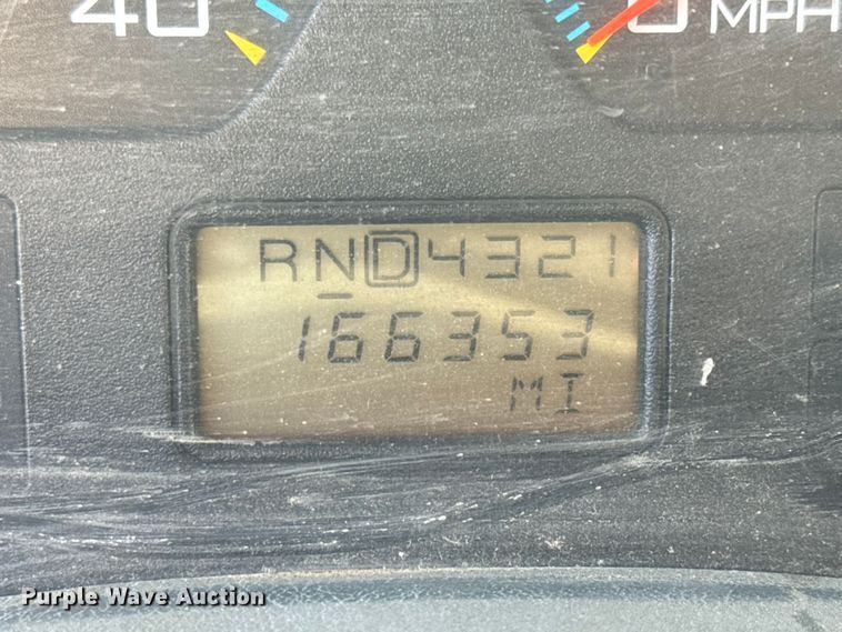 image for item ET1894 2006 International 7400 Crew Cab truck cab and chassis