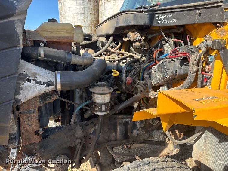 image for item ET1894 2006 International 7400 Crew Cab truck cab and chassis