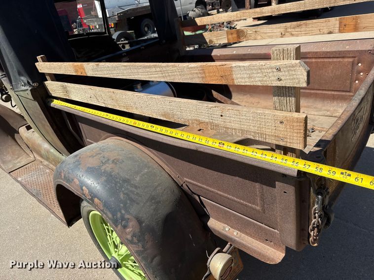 image for item ET1895 1929 Ford A pickup truck