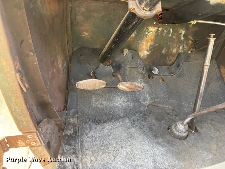 image for item ET1895 1929 Ford A pickup truck