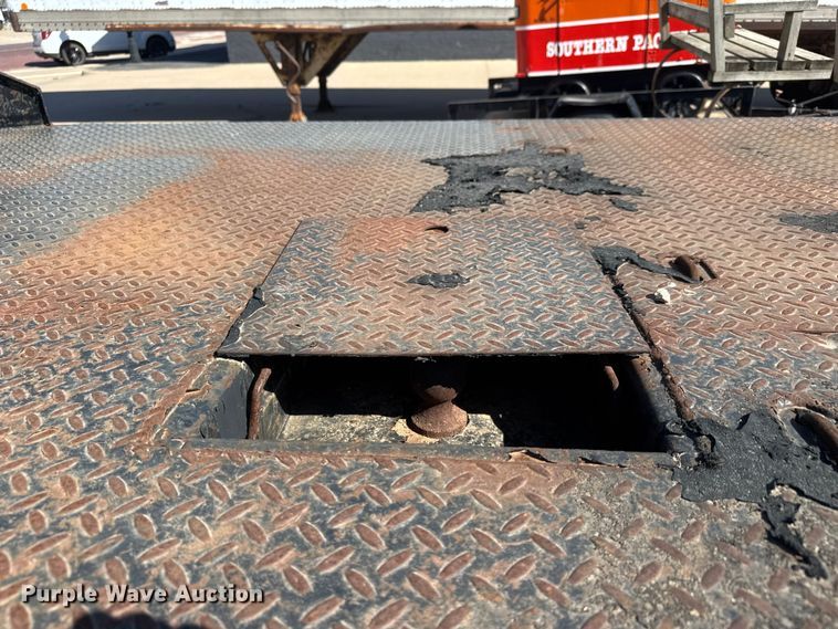 image for item ET1896 CM flatbed