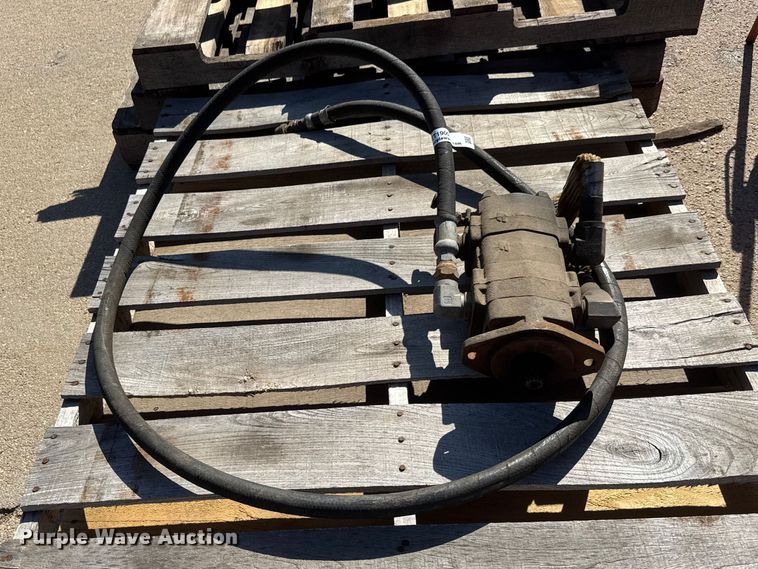 image for item ET1900 PTO pump