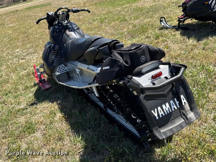 image for item ET1903 2009 Yamaha FX snowmobile