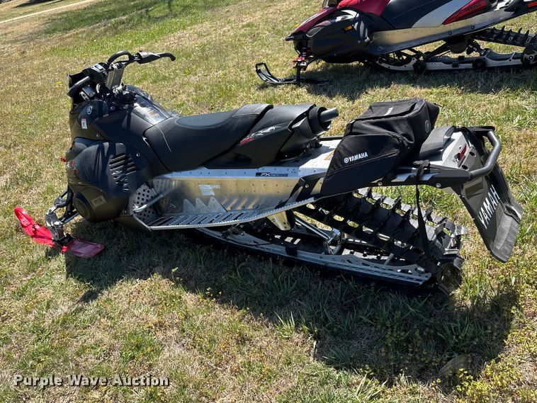 image for item ET1903 2009 Yamaha FX snowmobile