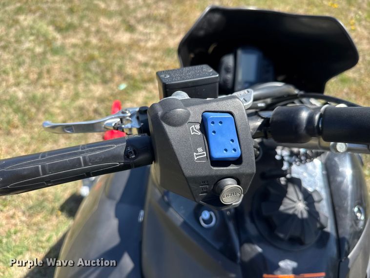 image for item ET1903 2009 Yamaha FX snowmobile