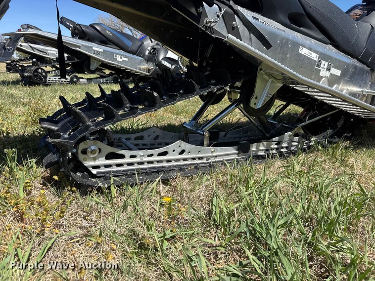 image for item ET1903 2009 Yamaha FX snowmobile