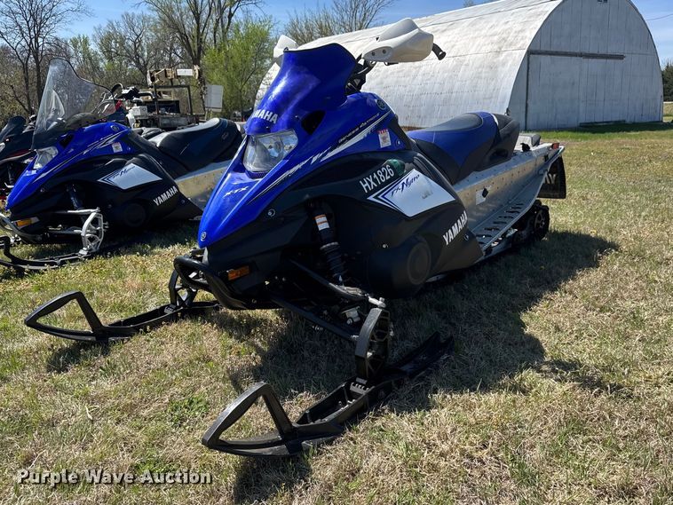 image for item ET1905 2012 Yamaha FX Nytro snowmobile