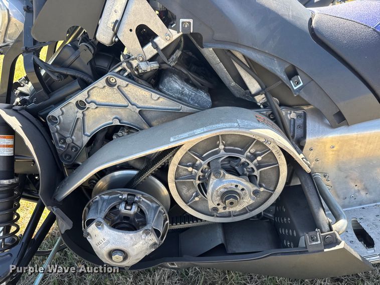 image for item ET1905 2012 Yamaha FX Nytro snowmobile