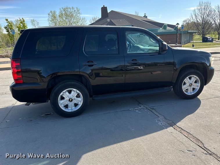 image for item ET1906 2012 Chevrolet Tahoe Police SUV