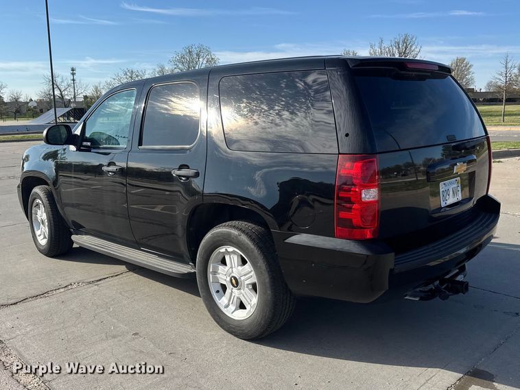 image for item ET1906 2012 Chevrolet Tahoe Police SUV