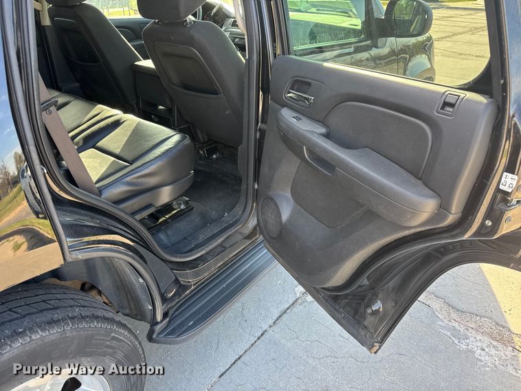 image for item ET1906 2012 Chevrolet Tahoe Police SUV