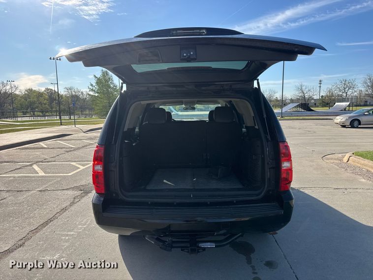 image for item ET1906 2012 Chevrolet Tahoe Police SUV