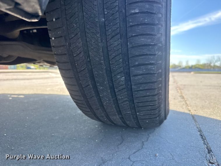 image for item ET1906 2012 Chevrolet Tahoe Police SUV