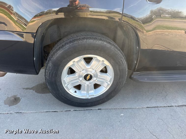 image for item ET1906 2012 Chevrolet Tahoe Police SUV