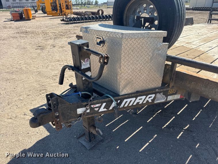 image for item ET1921 2018 Lamar H6832027 equipment trailer