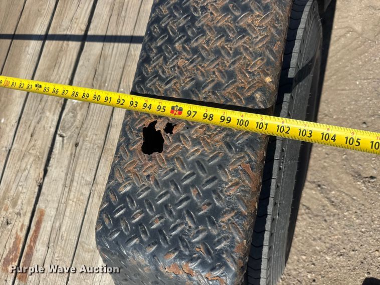 image for item ET1921 2018 Lamar H6832027 equipment trailer