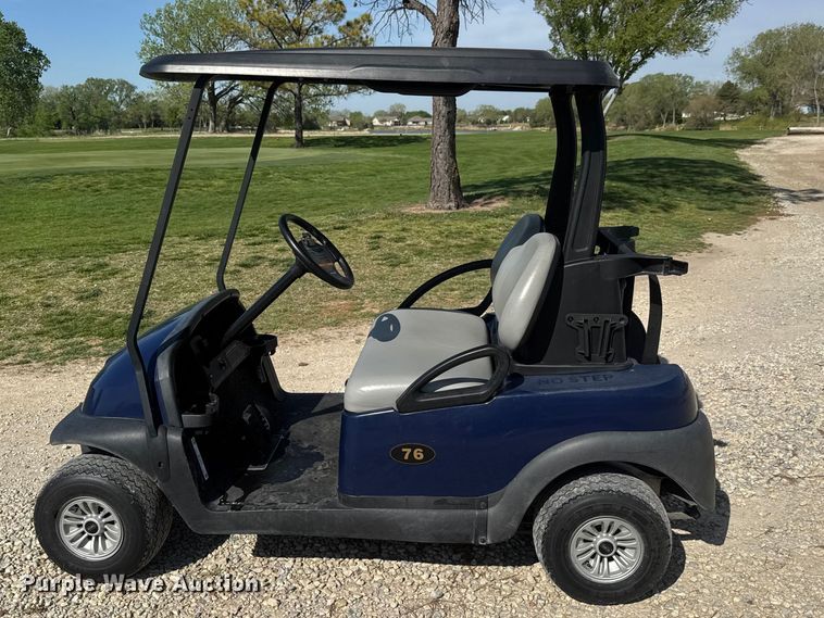 image for item ET1924 2018 Club Car Precedent golf cart
