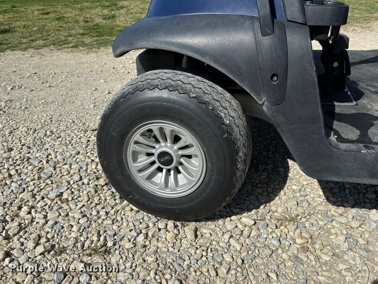 image for item ET1924 2018 Club Car Precedent golf cart