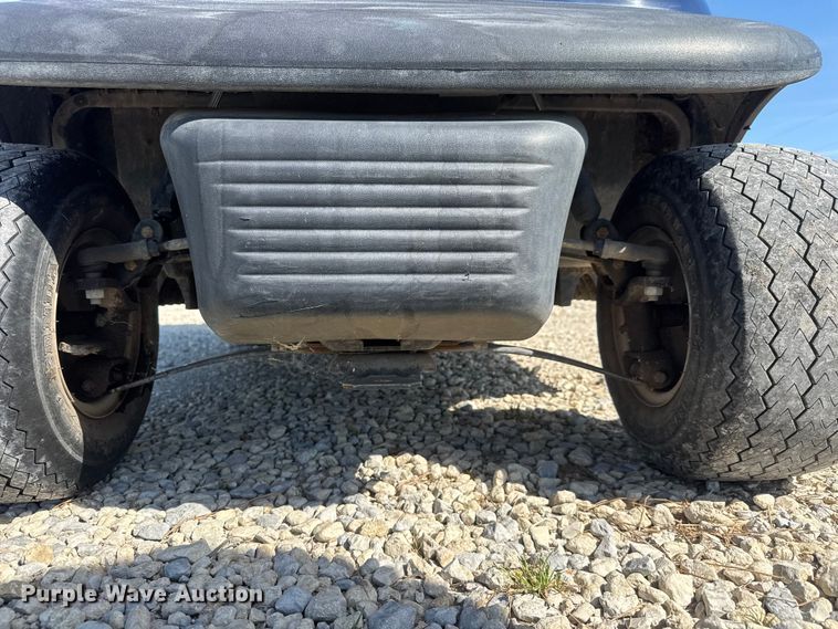 image for item ET1925 2018 Club Car Precedent golf cart