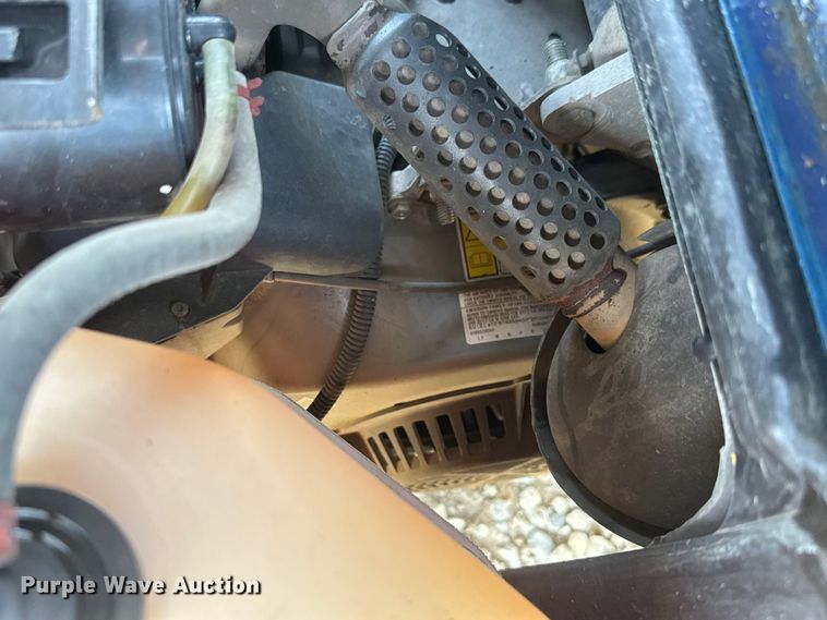 image for item ET1925 2018 Club Car Precedent golf cart