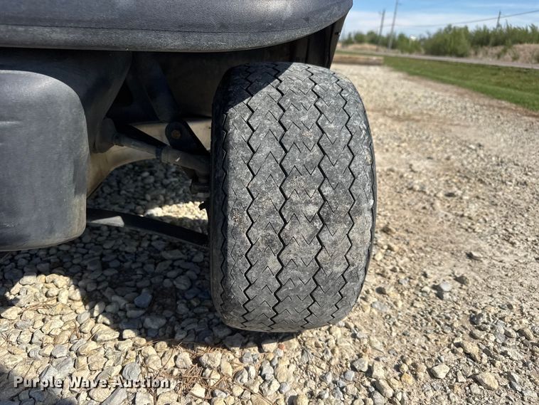 image for item ET1925 2018 Club Car Precedent golf cart