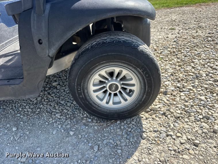 image for item ET1925 2018 Club Car Precedent golf cart