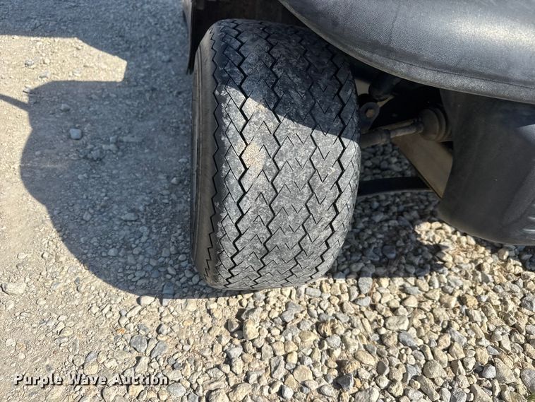 image for item ET1925 2018 Club Car Precedent golf cart