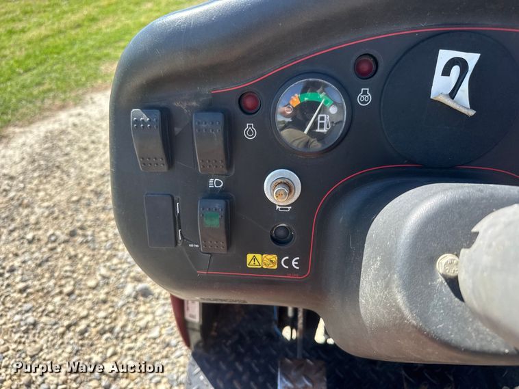 image for item ET1926 2005 Toro Workman 4300-D utility vehicle