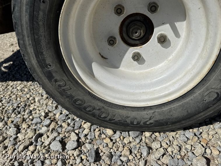 image for item ET1926 2005 Toro Workman 4300-D utility vehicle