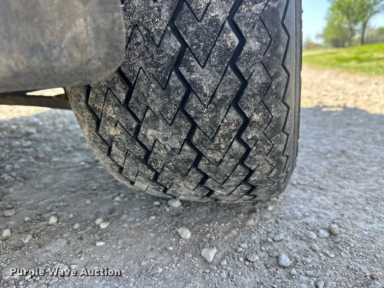 image for item ET1926 2005 Toro Workman 4300-D utility vehicle