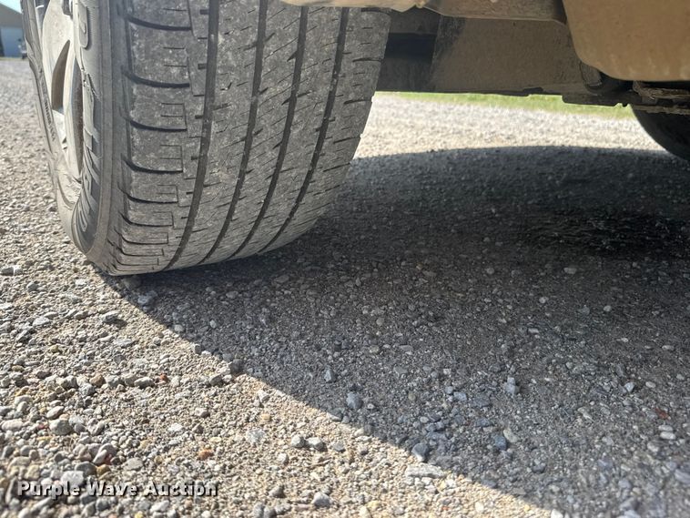 image for item ET1930 2009 Saturn VUE  SUV