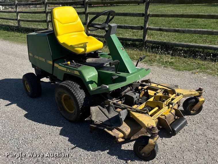 image for item ET1931 John Deere F725 lawn mower