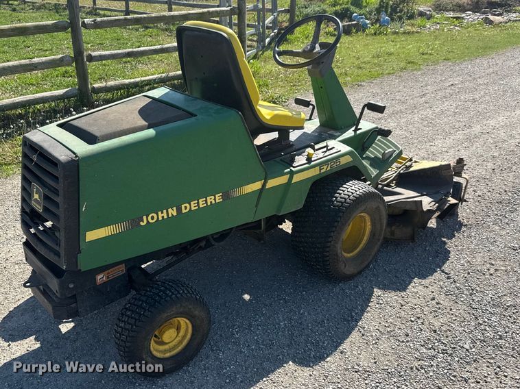image for item ET1931 John Deere F725 lawn mower