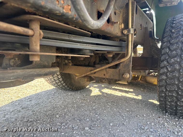 image for item ET1931 John Deere F725 lawn mower