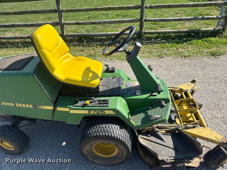 image for item ET1931 John Deere F725 lawn mower