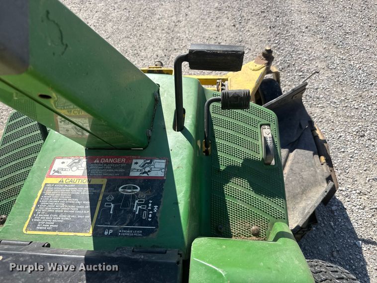 image for item ET1931 John Deere F725 lawn mower