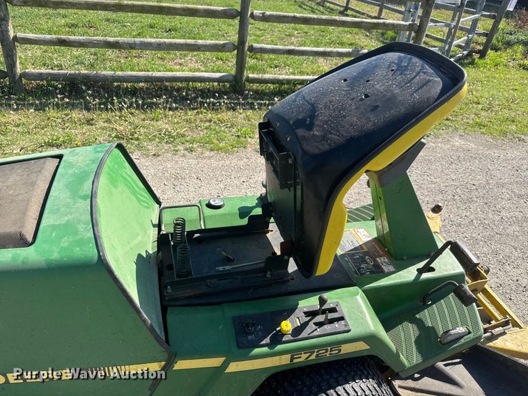 image for item ET1931 John Deere F725 lawn mower