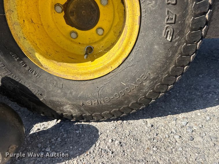 image for item ET1931 John Deere F725 lawn mower