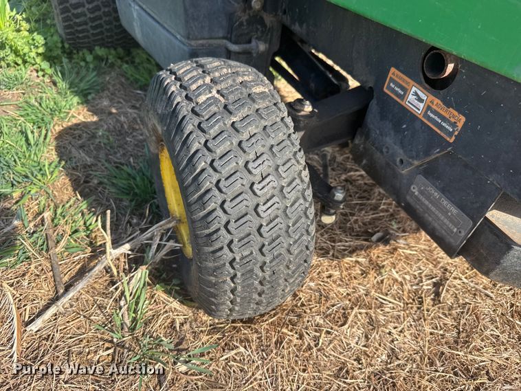 image for item ET1931 John Deere F725 lawn mower