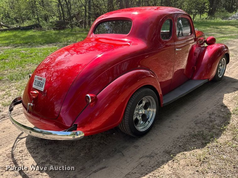 image for item ET1938 1938 Plymouth P5 coupe