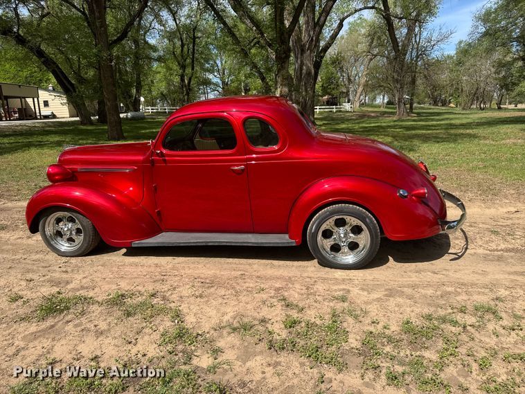 image for item ET1938 1938 Plymouth P5 coupe