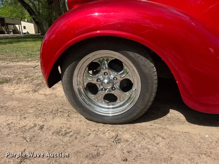 image for item ET1938 1938 Plymouth P5 coupe