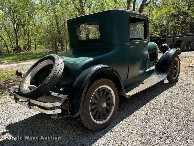 image for item ET1939 1926 Dodge Brothers coupe