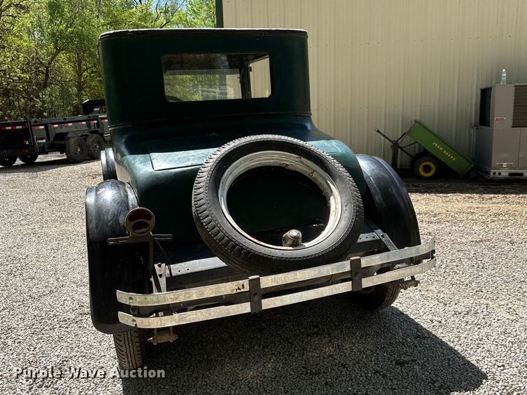 image for item ET1939 1926 Dodge Brothers coupe