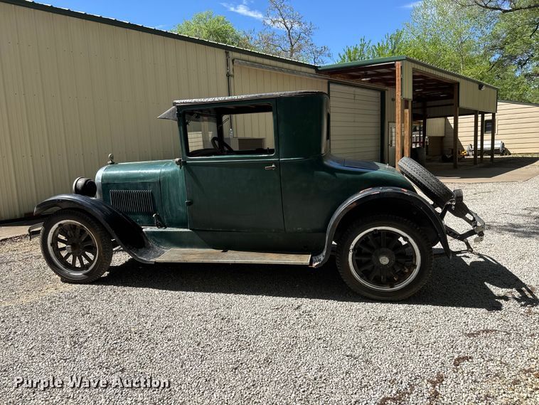 image for item ET1939 1926 Dodge Brothers coupe