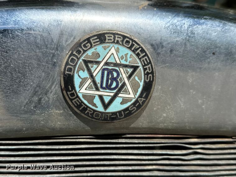 image for item ET1939 1926 Dodge Brothers coupe